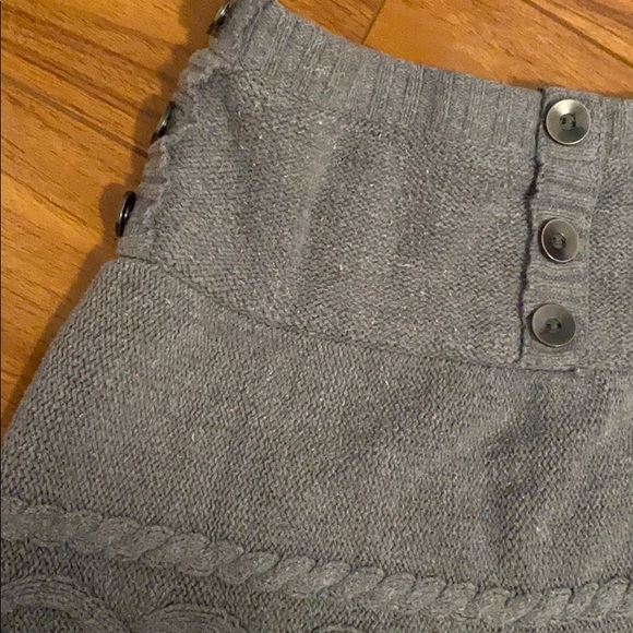 Cute skirt - Picture 3 of 5